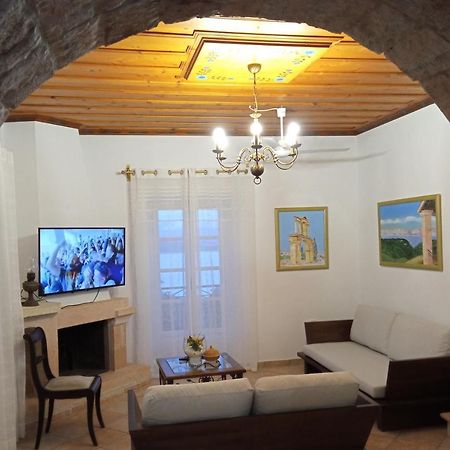 Traditional Stone Villa Olympia Viggla ภายนอก รูปภาพ