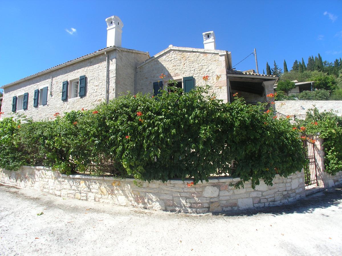 Traditional Stone Villa Olympia Viggla ภายนอก รูปภาพ